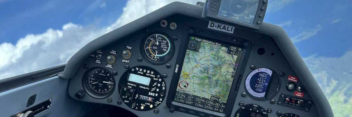 Flugwegposition um 12:54:35: Aufgenommen in der Nähe von Okres Šumperk, Tschechien in 2215 Meter